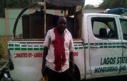 Task force official stabbed, fingers chopped off by hoodlums in Oshodi