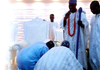 Obasanjo, prostrates before Ooni, backs his peace initiatives