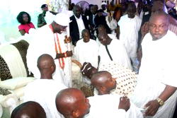 Photos: Fayose visits, prostrates before Ooni