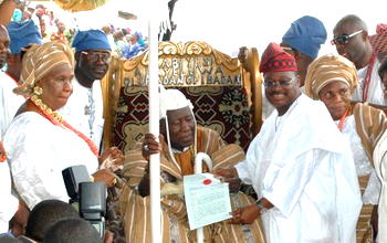 Replaced Iyaloja sues Olubadan, Olubadan-in-Council