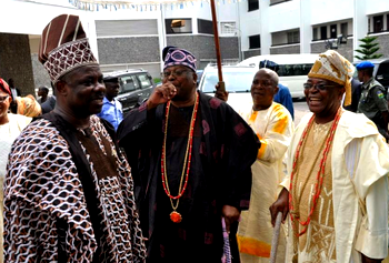 Ranking of Obas: Amosun wades into Alake, Awujale row