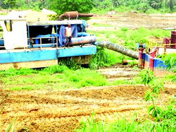 Tension in Onitsha as Navy, sand dealers clash