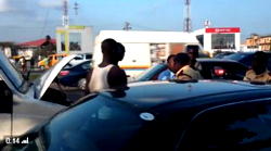 Video: LASTMA official slaps commuter, threatens to use charm on him