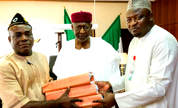 2016 Budget: Buhari gets clean copy today