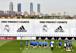 EU tells Barcelona, Real Madrid to repay state aid