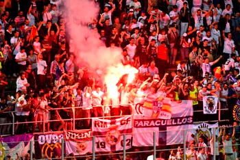king’s death forces Thai FA to cancel league