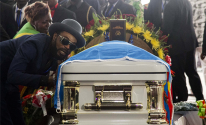 Thousands honour ‘rumba king’ Papa Wemba at requiem mass in Kinshasa