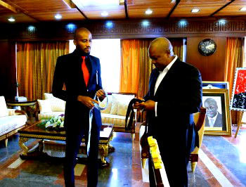 Youth icon, Ohimai Amaize styles President Mahama of Ghana