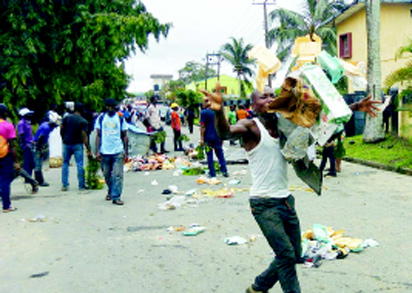 Salary arrears: CUDA workers lay siege to C-River ministry