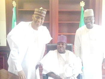Photos: How Sheriff gained entry into PDP’s Secretariat