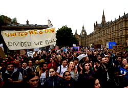 Heartbroken Londoners rally against Brexit
