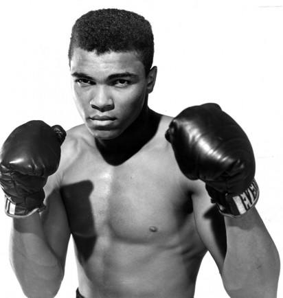 Thousands expected to bid farewell to boxing legend Ali