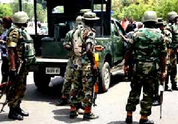 Bloody clash averted as soldiers invade Lagos police station