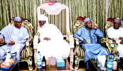 Photo: President Buhari, Yari, Masari and Emir of Daura breaking Ramadan fast