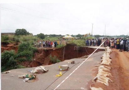 Abia roads no longer motorable, APC chieftain tells governor