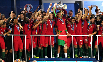 Photos: Jubilations after Ronaldo’s Portugal beat France 1-0 in Euro 2016 final