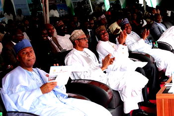 Abuja-Kaduna Rail: Rivers APC congratulates Buhari, Amaechi