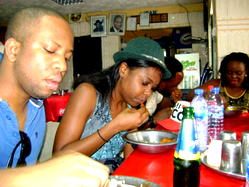 How to get the best from a “Mamaput” in Lagos