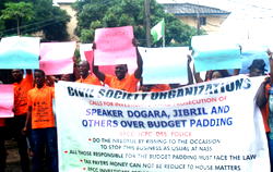 Photos: CSOs protest in Lagos over budget padding