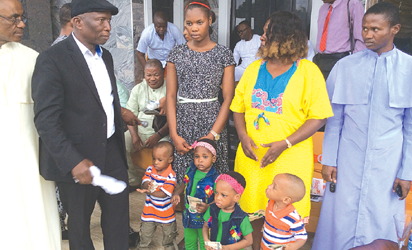 Poor quintuplets’ horrors: One dead at birth, four detained for unpaid hospital bill …