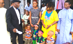 Poor quintuplets’ horrors:  One dead at birth, four detained for unpaid hospital bill …