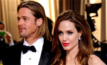 Angelina Jolie to divorce Brad Pitt