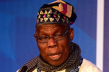 Obasanjo 00 WAR AGAINST LAND GRABBERS: Community donates crocodile to Obasanjo