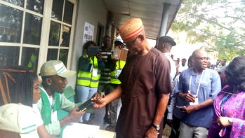 Edo election: Oyegun accredited for voting, says election peaceful