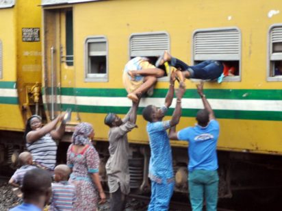 Abuja-Kaduna rail line: Passengers call for additional coaches