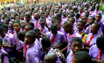 Overloaded curriculum responsible for long hours in schools — Investigations