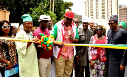In photos: Gov. Ambode inaugurates Ademola road in Ikoyi-Obalende LCDA as one of 114 Local Government roads
