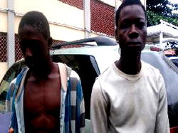 Bag of sanitary bags gives away 3-man robbery gang
