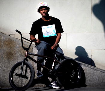 Nigerian BMX rider’s breakneck route to success