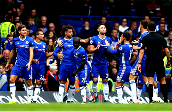 EPL’s up to Chelsea to lose, Wenger declares