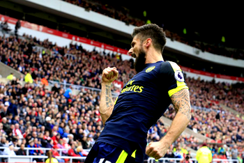 Arsenal’s Giroud, Sanchez sink sorry Sunderland