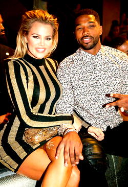 Reality star Khloe Kardashian gives birth to first child