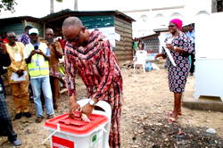 Ondo: Card reader rejects Gov. Mimiko’s thumbprint