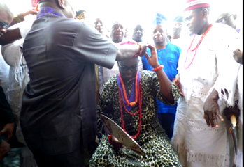 Igbo confer chieftaincy title of Nwanne – De – Namba  of Igboland on Fayose
