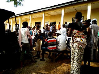 Ondo: Party member allegedly tries to canvas votes, induce police on election day