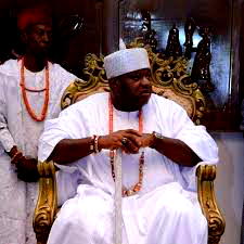 We want our Onojie re-installed- Uromi, others insist