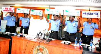 Photos: Lai Mohammed takes #ChangeBeginsWithMe campaign to Police