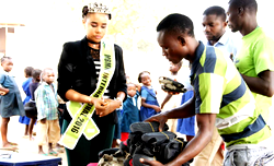 Beauty Queen donates shoes to IDP Camp, flag off project