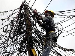 Senator drags MD, 4 DISCOs to NASS over black-out in Calabar