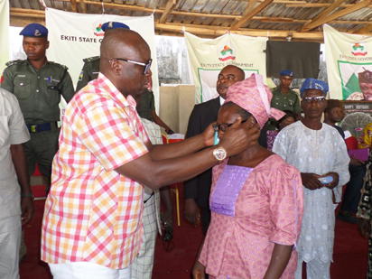 Ekiti begins distribution of 10,000 free eye glasses - Vanguard News