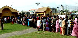 Pain, anguish as Nigerians battle for food in Lagos community