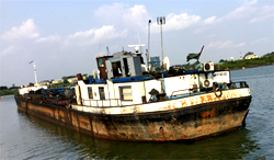 Pirates attack cargo vessel in Calabar