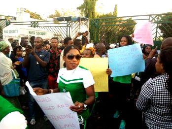 Photos: When Super Falcons beseiged NASS over non-payment of allowances