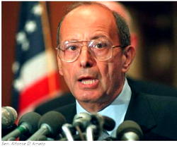 US senator thrown off plane