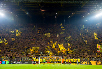 Dortmund responds to Trump with a wall of their own