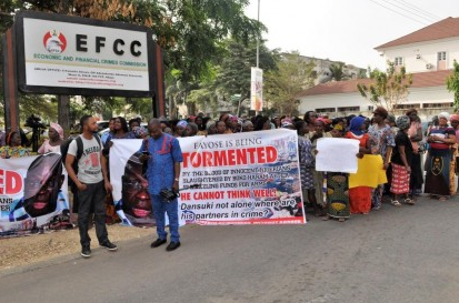 “Fayose must go” chant protesters in Abuja